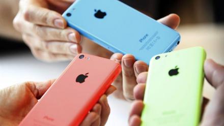 Apple : Donald Trump menace de nouveau le groupe