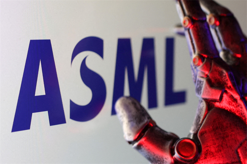ASML : pas de baisse des ventes en 2026, malgré la Chine