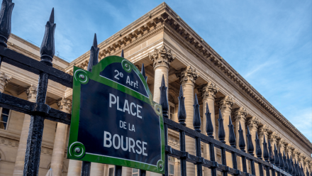 Bilan hebdo : le CAC40 reprend encore 0,8%