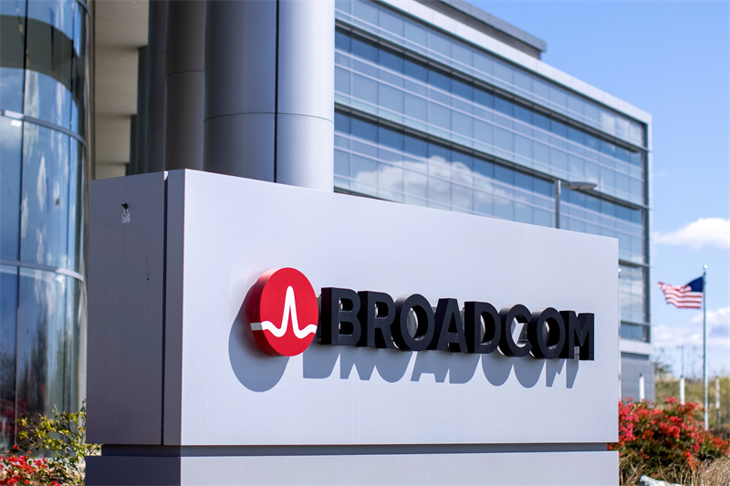 Broadcom corrige à Wall Street, malgré les records du deuxième trimestre