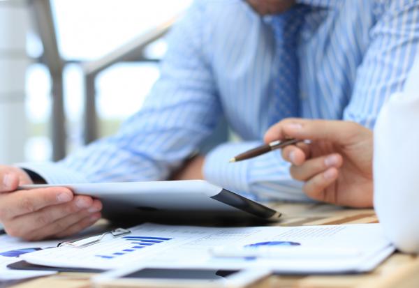 Capgemini : activité plus robuste que prévu