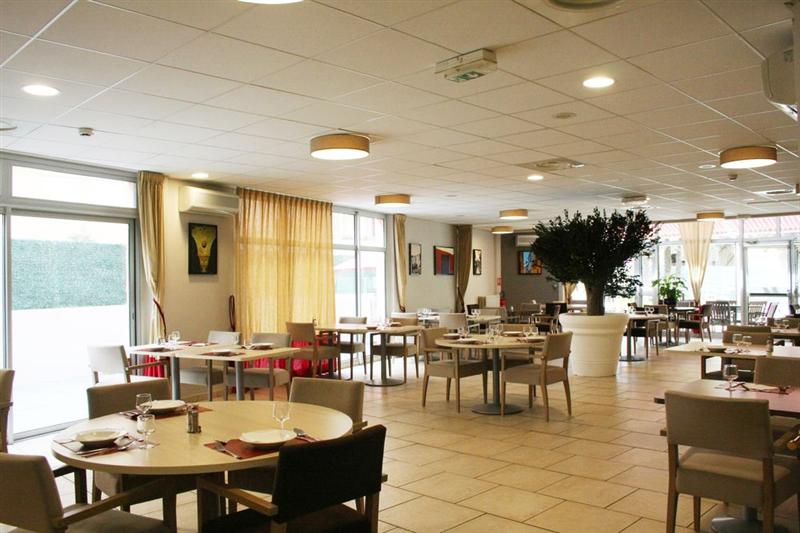 Clariane : confirme aux actionnaires l'objectif de 1 MdE de cessions d'ici fin 2025