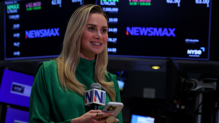 CoreWeave flambe de 42%, rien par rapport à Newsmax qui s'envole de 2.230% à Wall Street