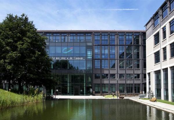 Crédit Agricole a racheté pour 374 ME d'actions