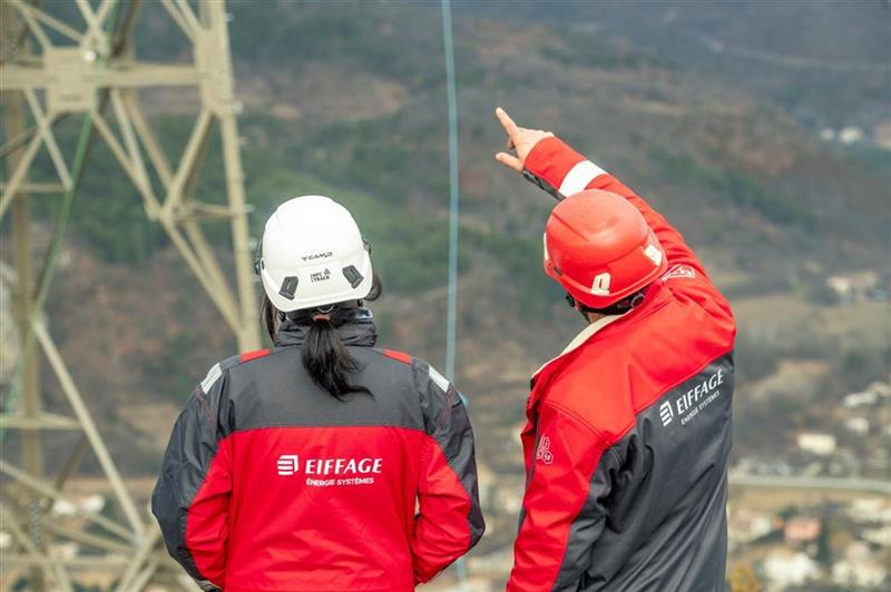 Eiffage : +1