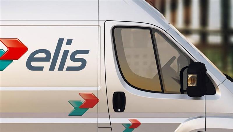 Elis : consolide sur les sommets