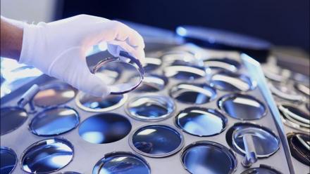 EssilorLuxottica : 9,7% de croissance tcc au 1er semestre, rentabilité en hausse