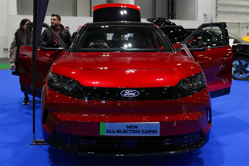 Ford suspend ses prévisions avec les tarifs douaniers