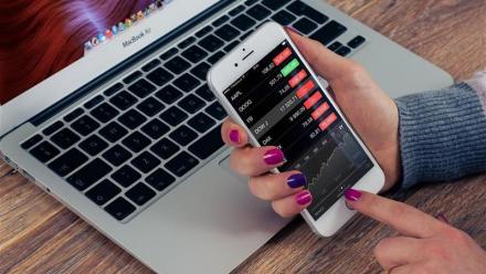 HP Inc : rate le consensus et avertit sur ses résultats