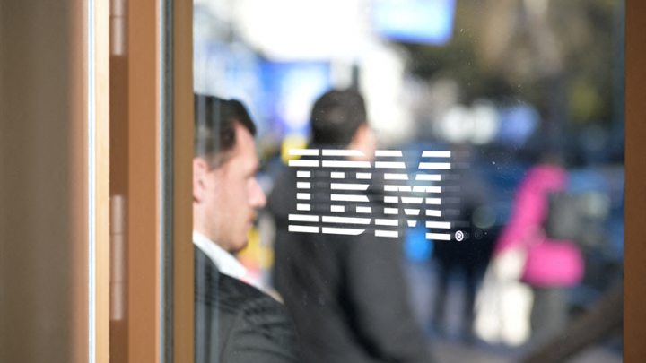 IBM sanctionné à Wall Street après les comptes
