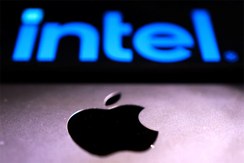 Intel flambe encore à Wall Street. Vers un investissement d'Apple ?