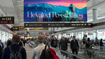 JCDecaux devrait remporter la concession publicitaire de l'aéroport de Denver