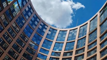 La production industrielle progresse encore dans la zone euro