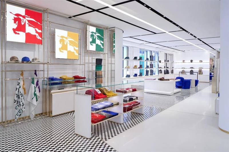 Luxe : le secteur progresse encore, Burberry renoue avec la croissance