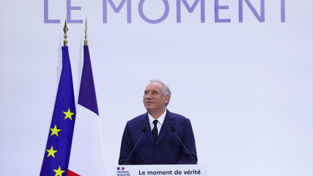 Mi-séance Paris : le risque de chute du gouvernement est dans les cours