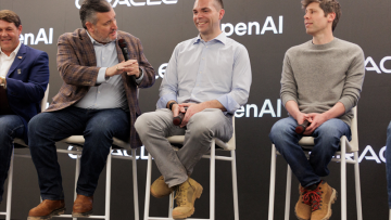 OpenAI prévoit 850 milliards de dollars d'expansion, Sam Altman "comprend que les gens soient inquiets"