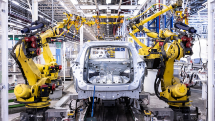 Ouverture Paris : le CAC 40 hésite encore, Stellantis accélère !