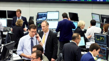 Ouverture Paris : le CAC 40 retombe lourdement