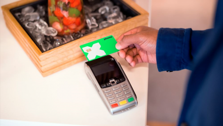 Pluxee révise à la baisse sa prévision de croissance pour le prochain exercice