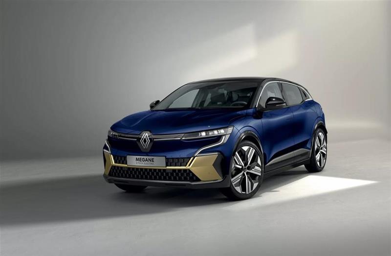 Renault : recule encore...