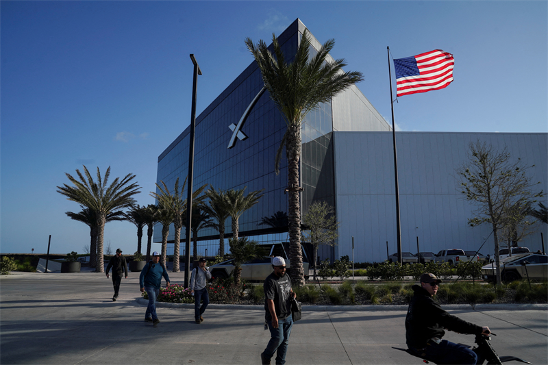 SpaceX : sonder les investisseurs avant la mise en orbite ?