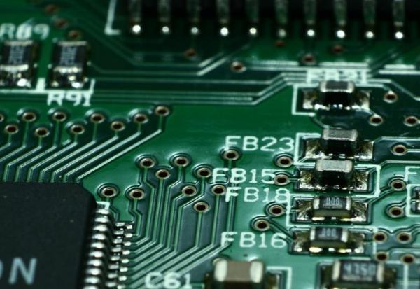 STMicroelectronics : +90% depuis le 1er janvier