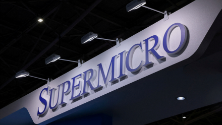 Super Micro plonge à Wall Street après son avertissement