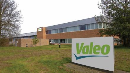 Valeo : le nouveau système d'affichage tête haute panoramique sélectionné par un constructeur chinois