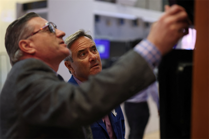Wall Street bat de nouveaux records sur le S&P500 et le Nasdaq, Oracle s'envole !