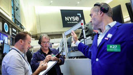 Wall Street dans le vert avec la détente sur les rendements obligataires