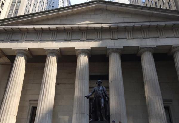 Wall Street : le Dow Jones corrige à son tour