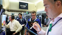 Wall Street repart en hausse, Nasdaq en tête