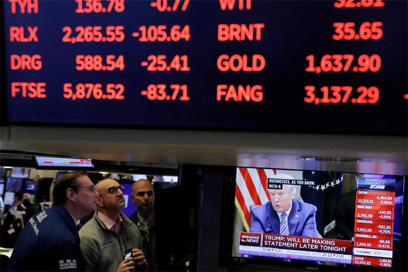 Wall Street retombe avec Amazon, la guerre commerciale et les chiffres de l'emploi