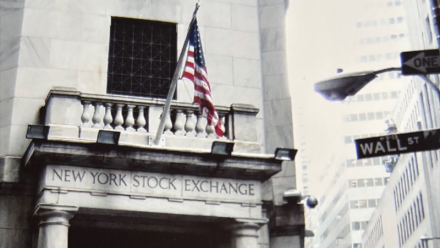 Wall Street salue le cessez-le-feu en Iran en attendant l'ouverture des négociations