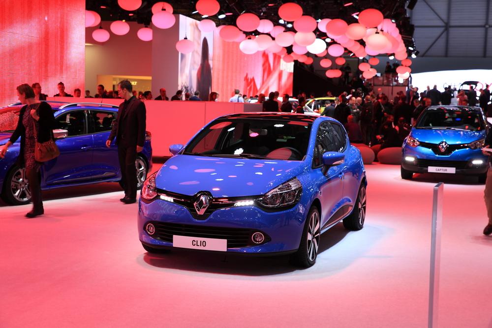 Renault et Stellantis en tête du CAC 40 avec l'aide de l'UE